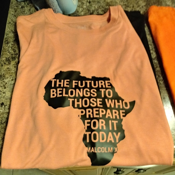 T shirt's - Picture 2 of 8